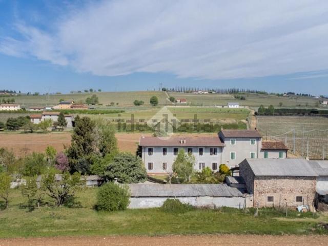 Villetta bifamiliare in vendita di 400 m² in Località Pigno, 6