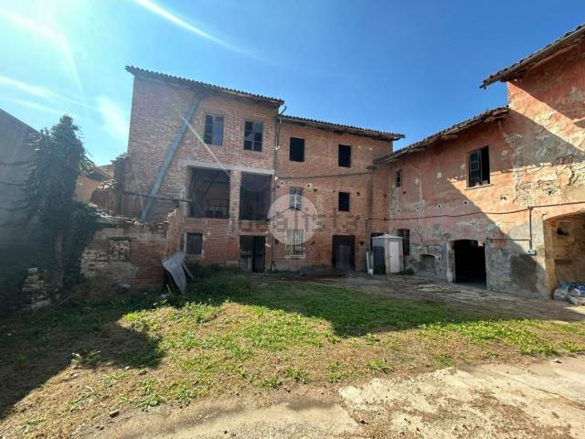 Villetta bifamiliare in vendita di 400 m² in Via Asti, 21