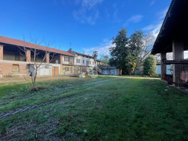 Villetta bifamiliare in vendita di 400 m² in Via Paschere, 47
