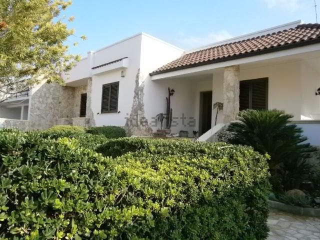 Villetta bifamiliare in vendita di 400 m²
