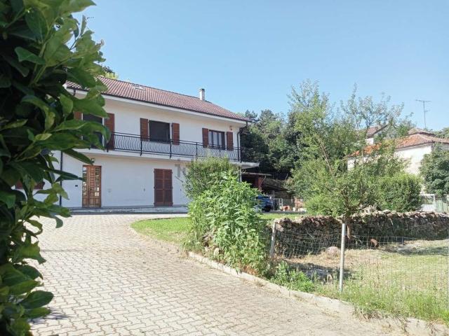 Villetta bifamiliare in vendita di 400 m²