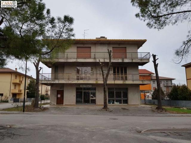 Villetta bifamiliare in vendita di 400 m²