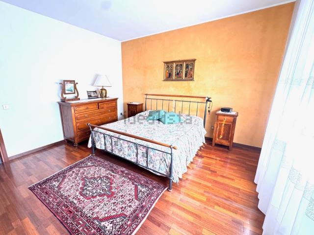 Villetta bifamiliare in vendita di 420 m² in Via dei Boldù
