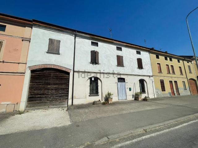 Villetta bifamiliare in vendita di 430 m² in Via Garibaldi, 37