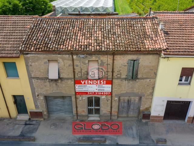 Villetta bifamiliare in vendita di 432 m²