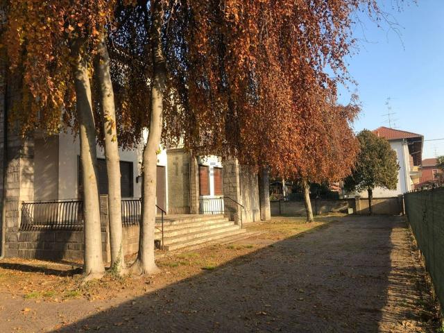 Villetta bifamiliare in vendita di 546 m² in Via Armando Diaz, 8