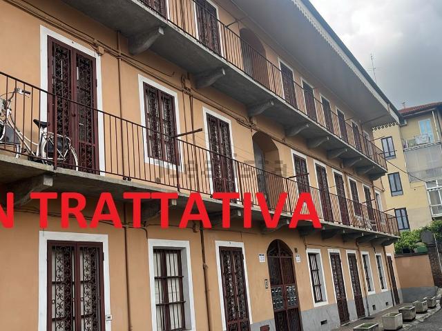 Villetta bifamiliare in vendita di 570 m² in Via Vigliano
