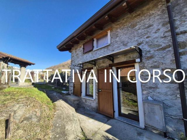 Villetta bifamiliare in vendita di 57 m² in Via Monastero