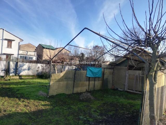 Villetta bifamiliare in vendita di 583 m²