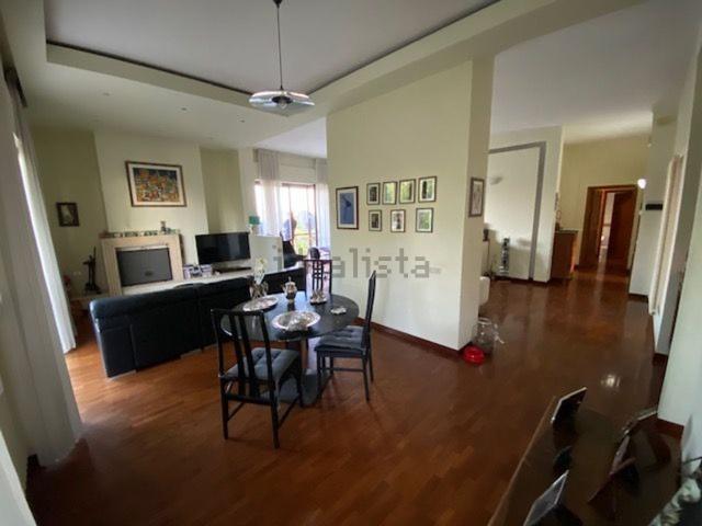 Villetta bifamiliare in vendita di 500 m² in Via della Madonnuccia, 12