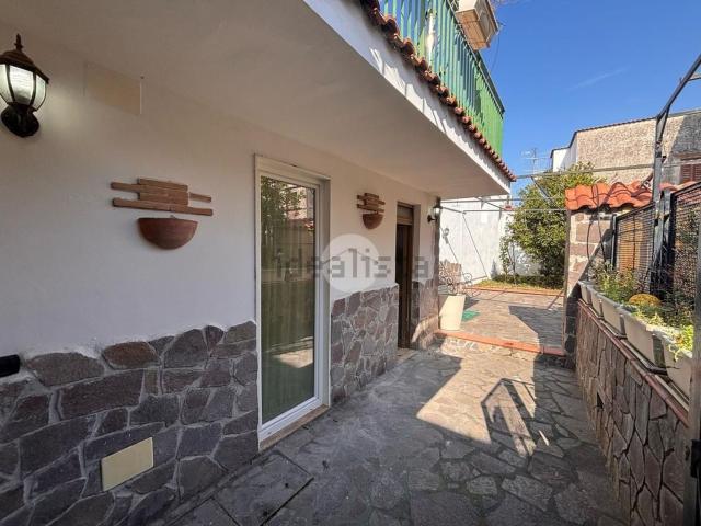 Villetta bifamiliare in vendita di 50 m² in Via Capodimonte, 20