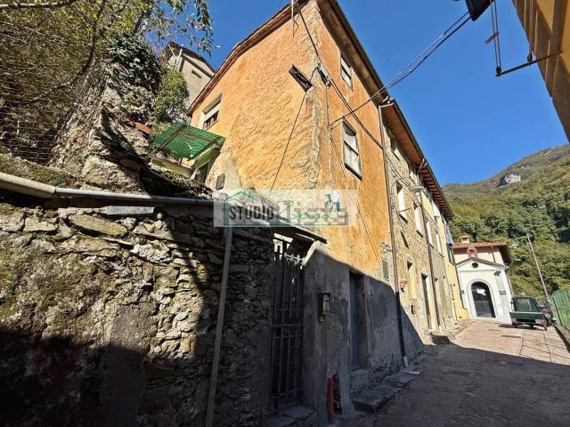 Villetta bifamiliare in vendita di 50 m² in Via dei Tardoni