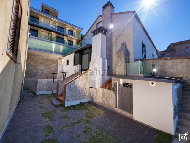 Villetta bifamiliare in vendita di 50 m² in Via Principe Umberto, 14