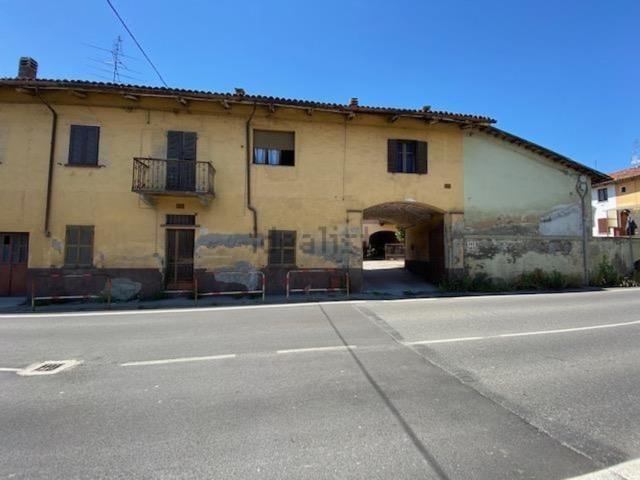 Villetta bifamiliare in vendita di 640 m² in Via Antica Dogana