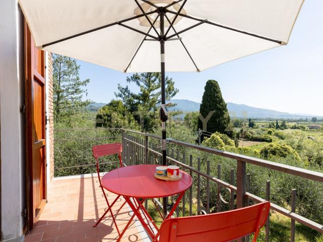 Villetta bifamiliare in vendita di 67 m² in Via di Moriano, 3000