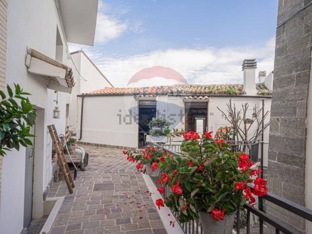 Villetta bifamiliare in vendita di 68 m² in Vico la Porta