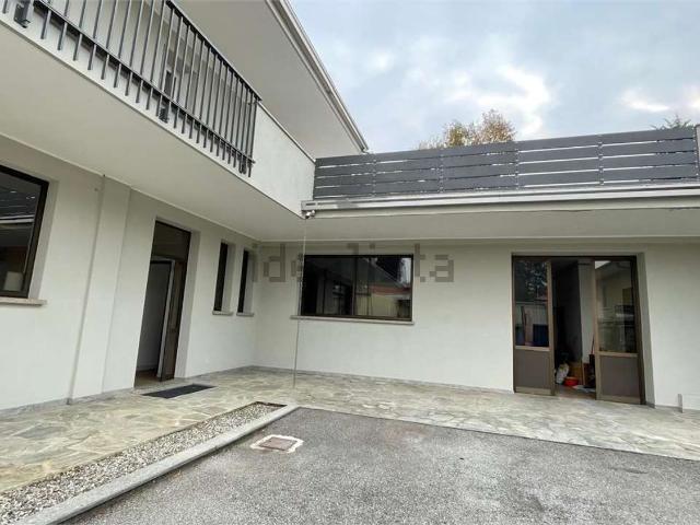 Villetta bifamiliare in vendita di 607 m²