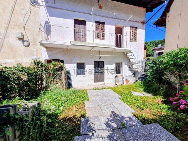 Villetta bifamiliare in vendita di 60 m² in Frazione San Nicolao, 6