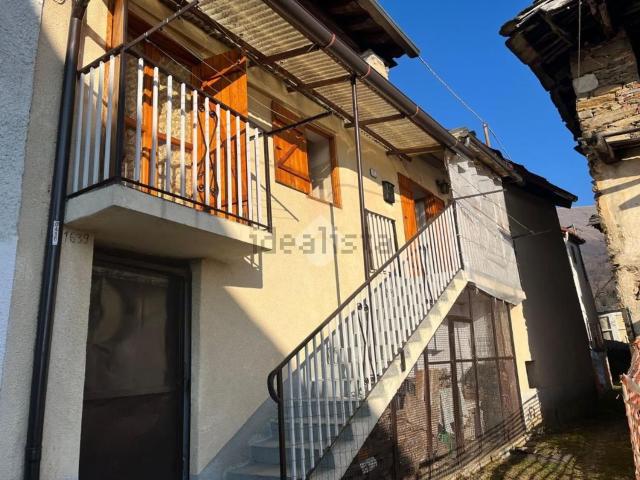 Villetta bifamiliare in vendita di 60 m² in Frazione Ritornato, 77