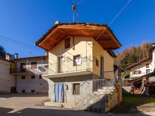 Villetta bifamiliare in vendita di 60 m² in Strada Provinciale 180, 11
