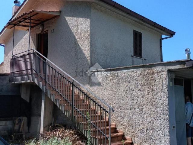 Villetta bifamiliare in vendita di 60 m² in Via Mola
