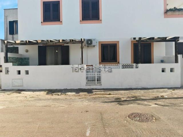 Villetta bifamiliare in vendita di 60 m² in Via Caduti del Lavoro