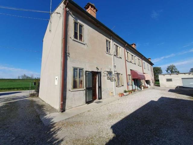 Villetta bifamiliare in vendita di 60 m² in Via Froldo Mosti, 33