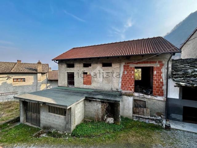 Villetta bifamiliare in vendita di 60 m² in Via Limbo, 7