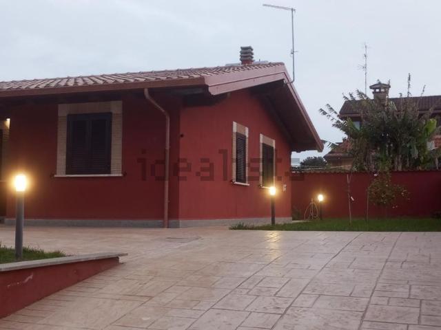 Villetta bifamiliare in vendita di 60 m² in Via Pisa