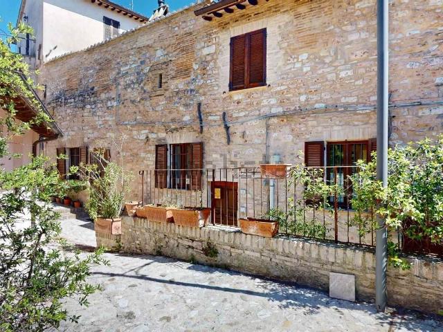 Villetta bifamiliare in vendita di 62 m² in Via Giulia, 34