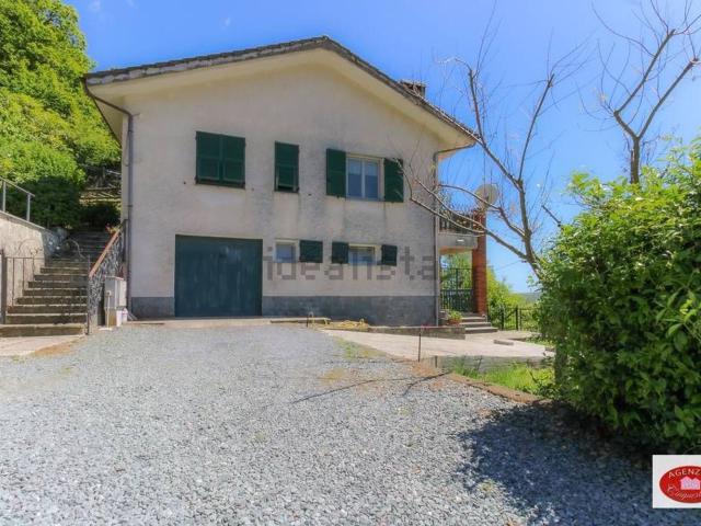Villetta bifamiliare in vendita di 75 m² in Località Rovieto Superiore, 139