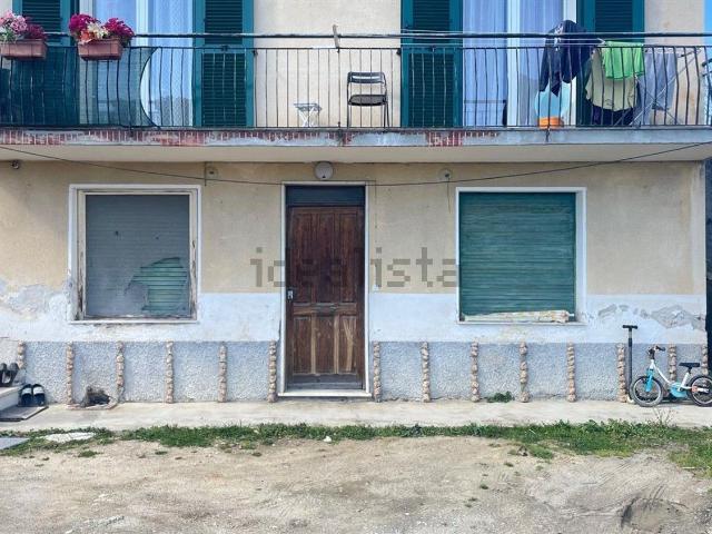 Villetta bifamiliare in vendita di 75 m² in Via Montello, 10