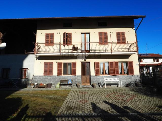 Villetta bifamiliare in vendita di 75 m² in Via Avogadro, 25