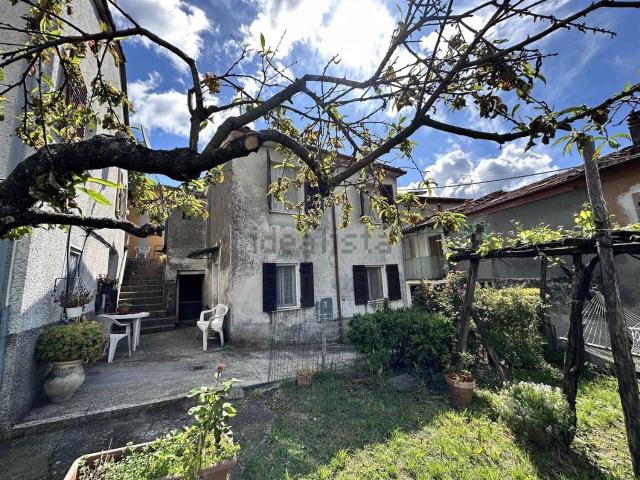 Villetta bifamiliare in vendita di 75 m² in Via Cuncia