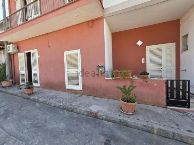 Villetta bifamiliare in vendita di 75 m² in Via Elba, 18