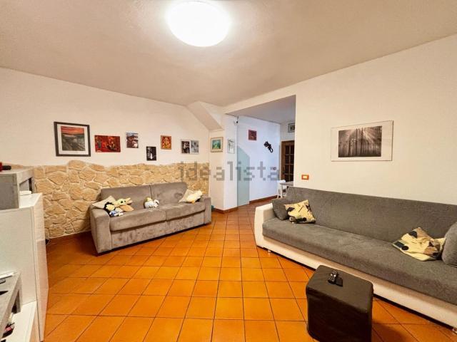 Villetta bifamiliare in vendita di 75 m² in Via Giuseppe Mazzini, 4