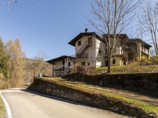 Villetta bifamiliare in vendita di 75 m² in Via Tino Aime
