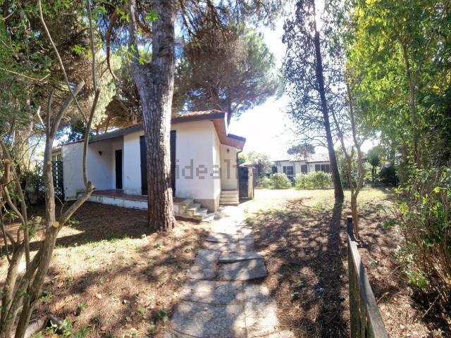 Villetta bifamiliare in vendita di 75 m² in Viale stati uniti d&apos  America