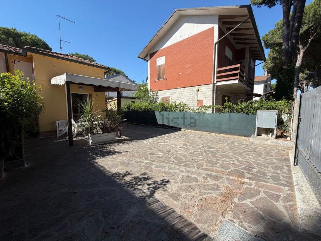 Villetta bifamiliare in vendita di 75 m² in Viale Palermo, 30