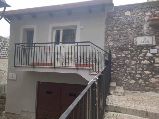 Villetta bifamiliare in vendita di 76 m²