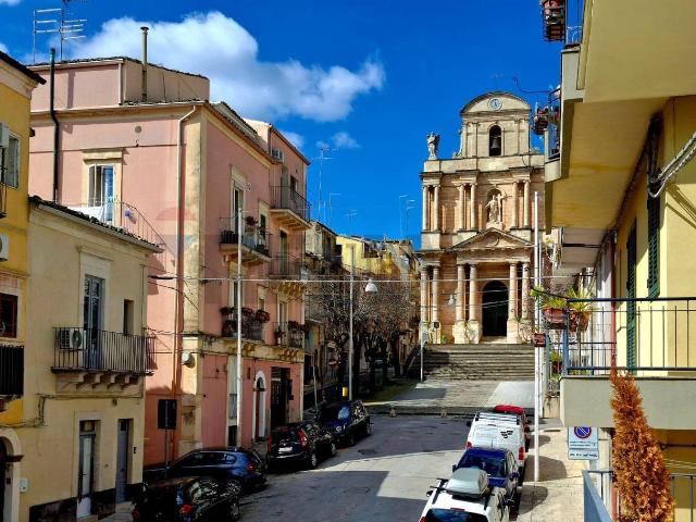 Villetta bifamiliare in vendita di 76 m² in Via Mario Leggio, 205