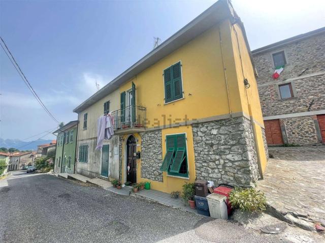 Villetta bifamiliare in vendita di 77 m² in Via Roma