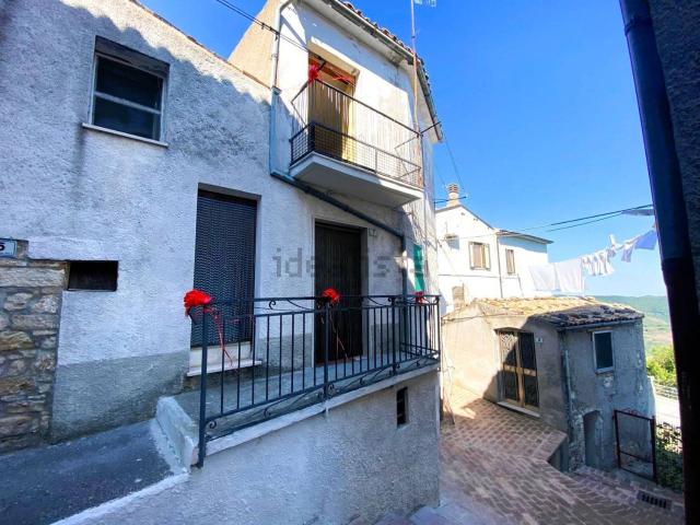 Villetta bifamiliare in vendita di 77 m² in Via San Nicola