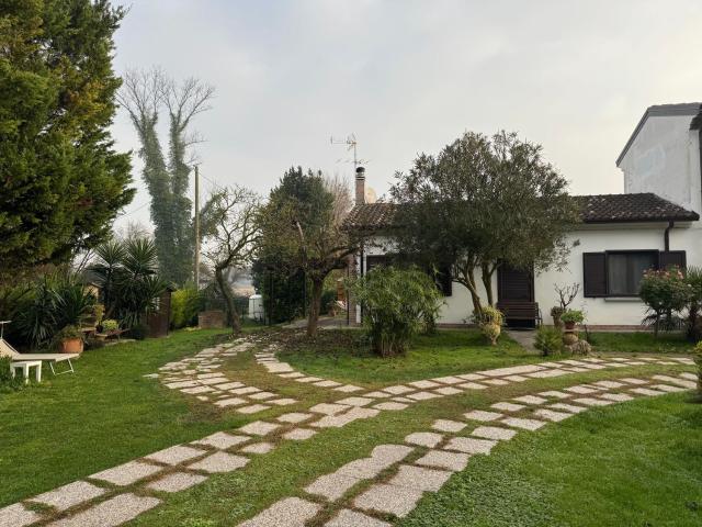 Villetta bifamiliare in vendita di 78 m²