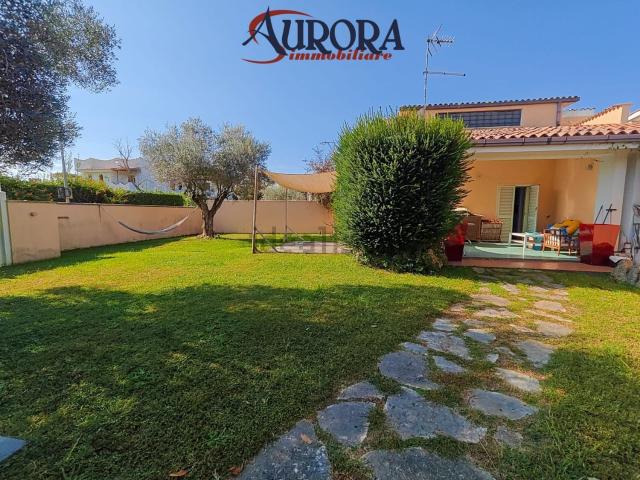 Villetta bifamiliare in vendita di 70 m²