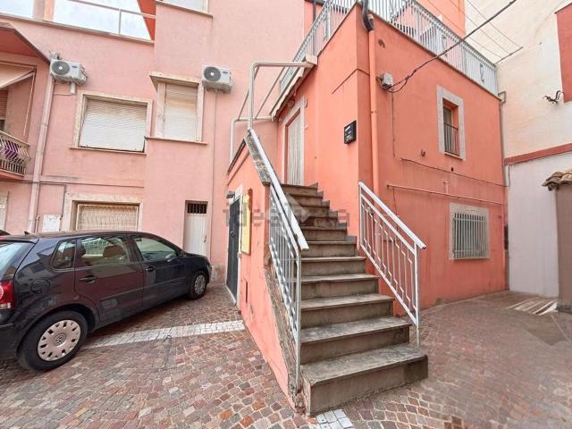 Villetta bifamiliare in vendita di 70 m² in Piazza San Vitale, 5