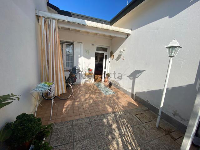 Villetta bifamiliare in vendita di 70 m² in Via Molo San Filippo, 64