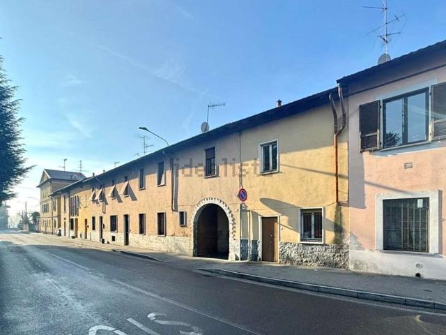 Villetta bifamiliare in vendita di 70 m² in Via Adua