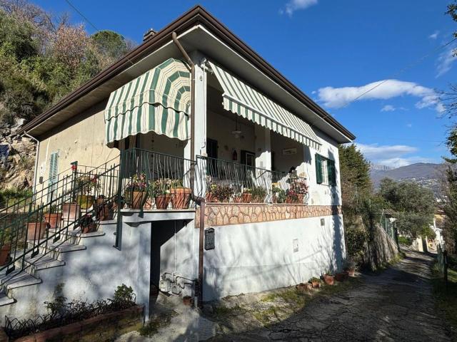 Villetta bifamiliare in vendita di 70 m² in Via del Melaro, 1
