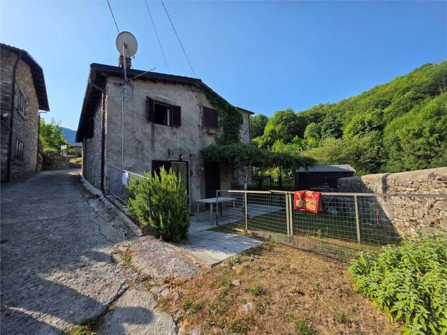 Villetta bifamiliare in vendita di 70 m² in Via Europa
